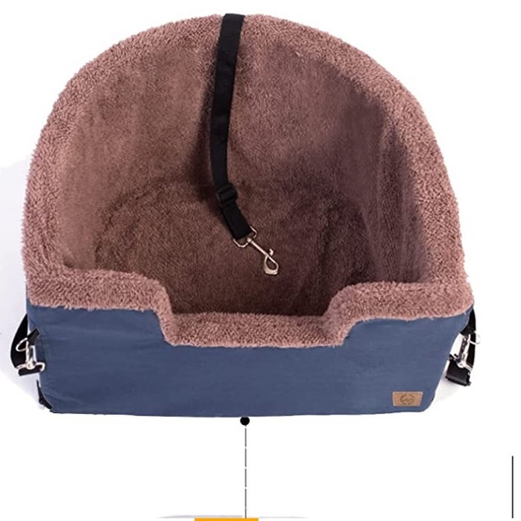 Pet car seat - Picture 1 of 2